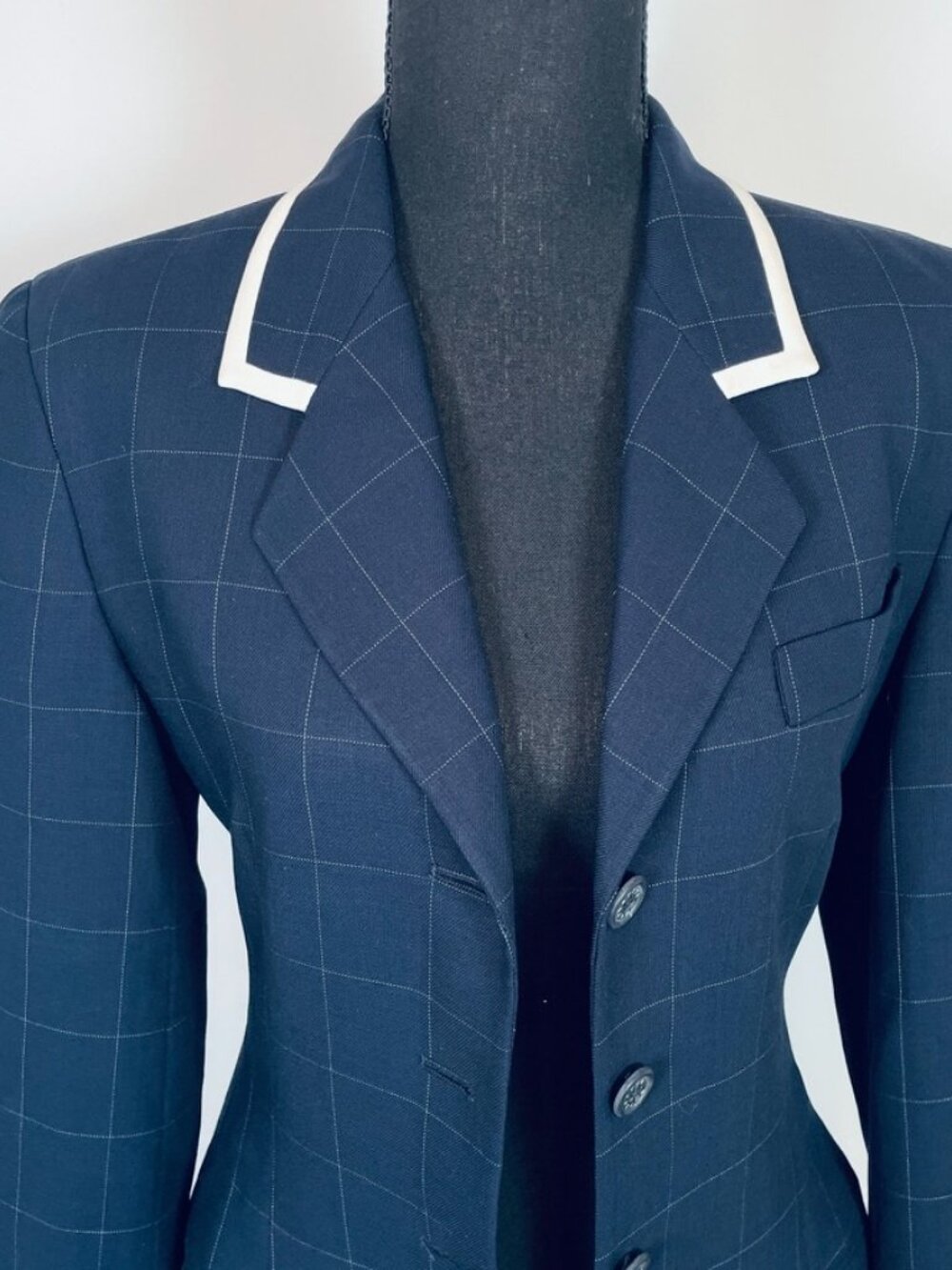 BURBERRY Vintage 100% wool tailored blazer, Made in USA - Picture 2 of 8